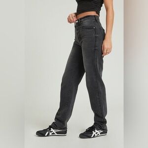 Pacsun Dad Jean in Black Distressed High Rise Women’s Size 30